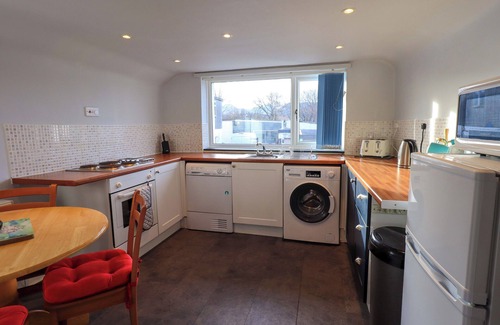 Keswick Cottage | LAKELAND VIEW LODGE, pet friendly, with a garden in Keswick