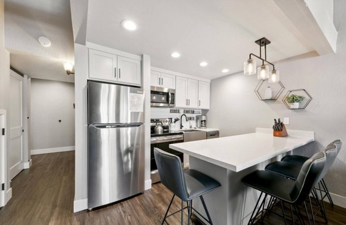 South Lake Tahoe Condo | Lakeland Village #321 - Studio with loft, Hot Tub