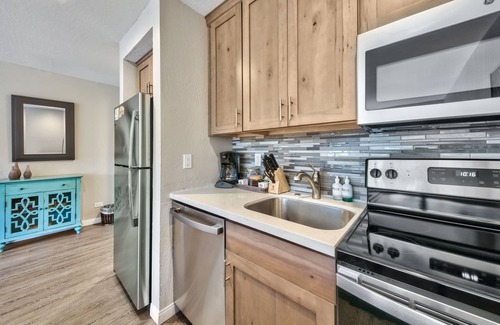 South Lake Tahoe Condo | Lakeland Village #212 Serene Studio for 2, AC, Pools, Hot Tubs
