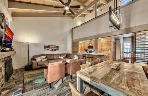 South Lake Tahoe House | Lakeland Village #426 - Lakeland Luxury - Remodeled