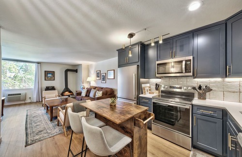 South Lake Tahoe Condo | Lakeland Village #215 - Alpine Escape 1BR, Hot Tub