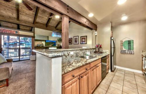 South Lake Tahoe Villa | Lakeland Village 521 - Come Lake It