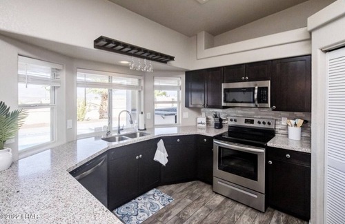 Lake Havasu City House | Lakelivin, boat parking, close to lake, heated pool