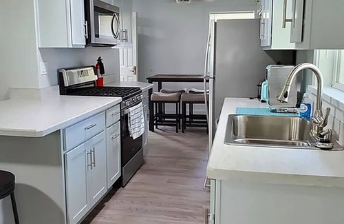 Madison-on-the-Lake Cottage | LakePointe Shores #5. 2 Bed 1 Bath Madison on the Lake