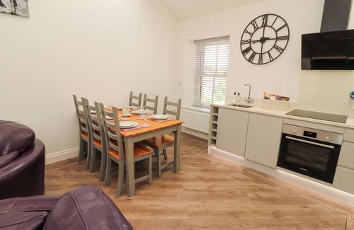 Carnforth Cottage | LAKES VIEW APARTMENT 3 in Carnforth