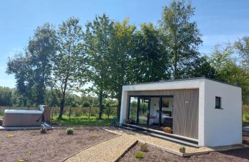 Enniskillen House | LakEscape - Waterfront Self- Catering Cabins