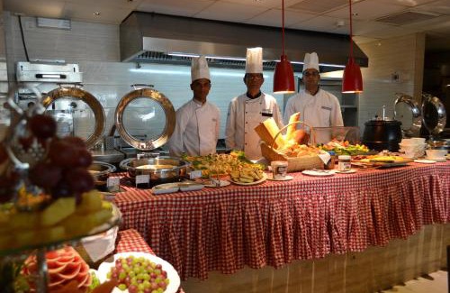 Banani Hotel | Lakeshore Banani