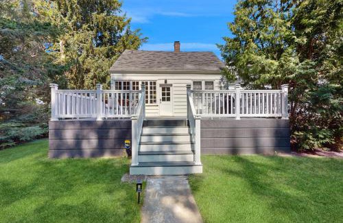 Lakeside House | Lakeshore Haven
