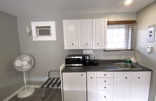North Bay Hotel | Lakeshore Suites