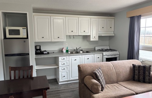 North Bay Hotel | Lakeshore Suites
