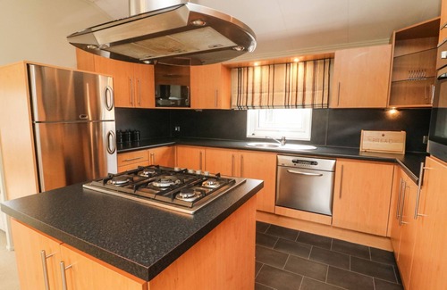 Yealand Conyers Cottage | LAKESIDE 12, pet friendly, character holiday cottage in Carnforth