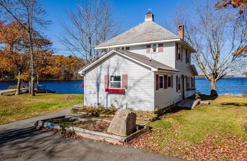 Orono House | Lakeside 4BD: Pushaw Lake Retreat