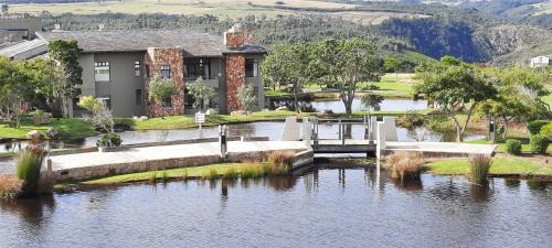 Herolds Bay Apartment | Lakeside Apartment in Oubaai Golf Estate
