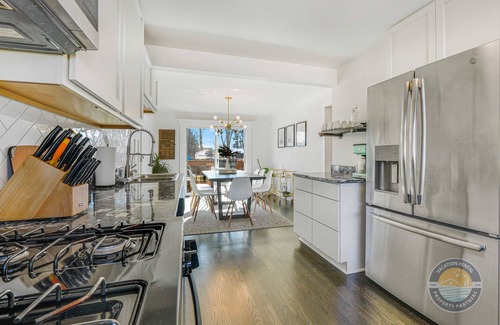Lake Geneva House | Lakeside Bliss: Cozy 3-Bedroom Retreat