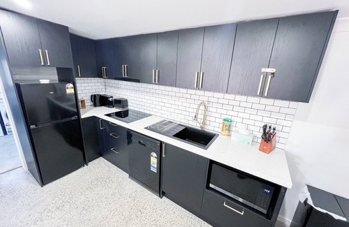 Lake Wendouree Apartment | Lakeside Bliss | Top location Guesthouse