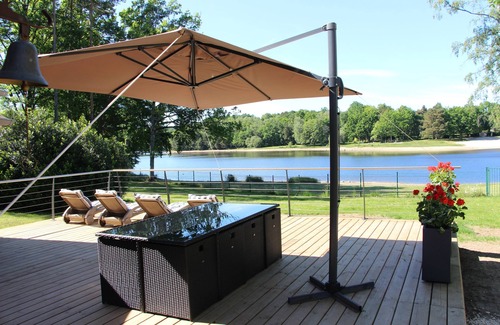 Servieres-le-Chateau Ski Chalet | Lakeside cottage
