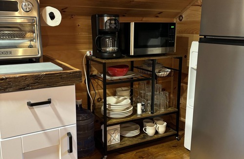 Wells Cabin | Lakeside Cabin Retreat!
