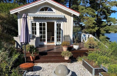 Skalsmara House | Lakeside Cabin with Panoramic Views