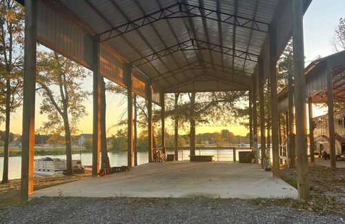 Lincoln RV Rental | Lakeside Comfort: Covered RV Site with Private Pier #1