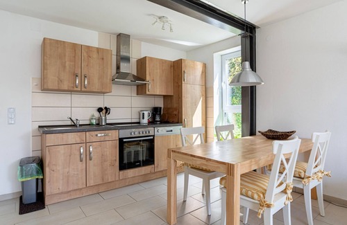 Eutin Apartment | Lakeside Comfort with Balcony
