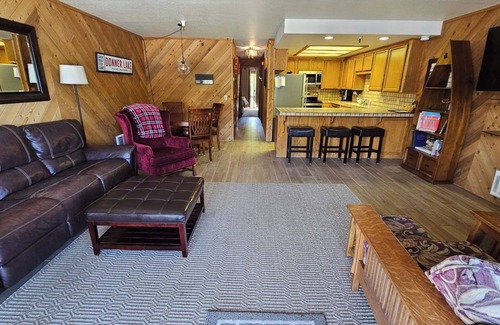 Truckee Condo | Lakeside Condo at Donner Lake - 2 Bdrm. 2 Bath just steps from the lake