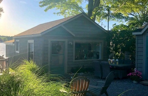 Perry Cottage | Lakeside cottage close to Letchworth State Park