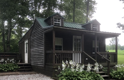 Crofton Cottage | Lakeside Cottage, Fishing, Canoe & Kayak, Pet Friendly, Golf and Hiking Nearby