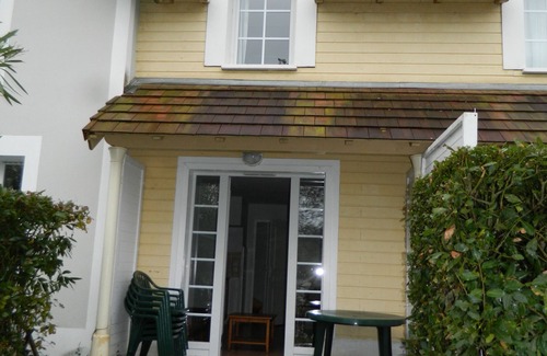Marciac Condo | Lakeside cottage