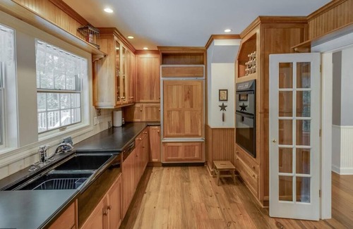 Pequot Lakes Cottage | Lakeside Cottage + Modern Luxuries- 2 minutes to Nisswa!