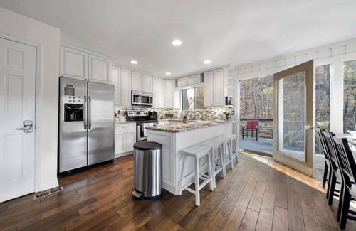 Big Canoe House | Lakeside, cozy cabin with game room. Recently renovated and pet-friendly!