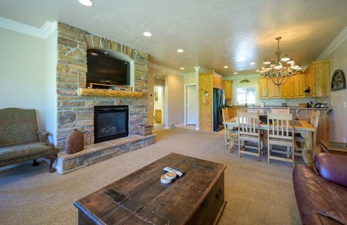 Ogden Condo | Lakeside Escape LS36A 1 BR |Pool |Game Rm |Hot Tub