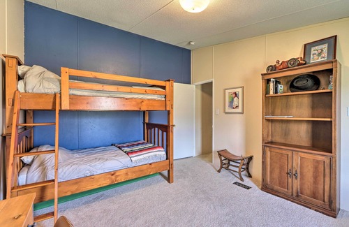 Waverly Hall House | Lakeside Escape w/ Dock - Fish, Hike & Explore!