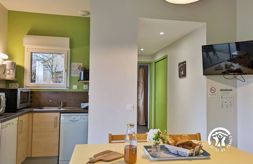 Villiers-Charlemagne Cottage | Lakeside Fishing Chalet for 4-6 Guests with Private Dock, Terrace, and Family Amenities