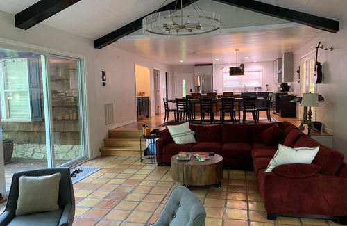 Scottsville House | Lakeside Family Retreat, NEW LISTING, Refunished red door barn, Dock Access