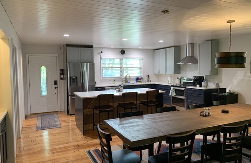 Scottsville House | Lakeside Family Retreat, NEW LISTING, Refunished red door barn, Dock Access