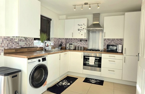 Oakham Apartment | Lakeside Family stay/Contractor