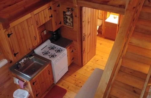 Whitney Cabin | Lakeside Fishing Cabins for the Whole Family/Pets too!
