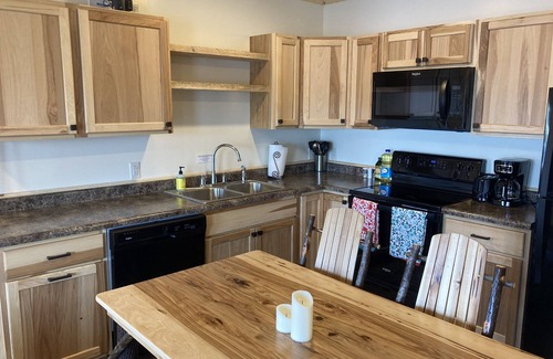 Houghton Cabin | Lakeside Garden Cabin 19A