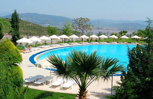 Bogazici Villa | Lakeside Garden Holiday Village