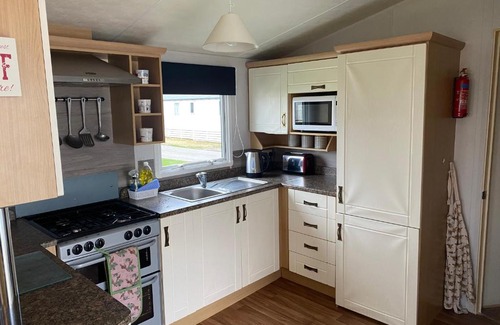 Chichester Other | Lakeside