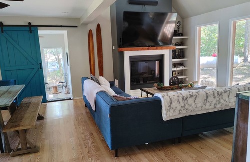Eagle Rock House | Lakeside Gnome sweet Home