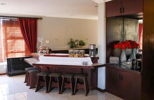 Lichtenburg House | Lakeside Guest House