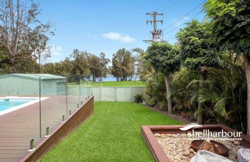 Oak Flats House | Lakeside Haven
