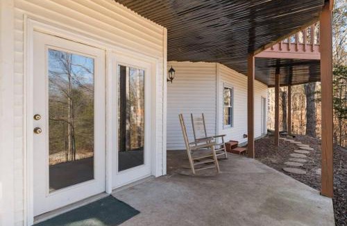 Winchester House | Lakeside Haven Dock/Slip Fire Pit Game Room Kayaks