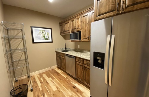 Island Park House | Lakeside Hibernation Station near Yellowstone National Park