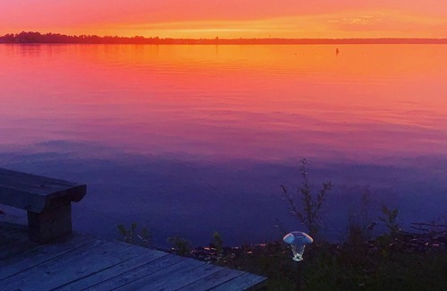 Koochiching County House | Lakeside Home on Beautiful Rainy Lake in Rainer Proper: Best Location