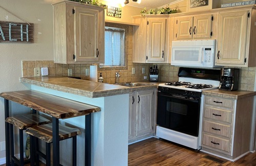 Lake Havasu City House | Lakeside Home with Lake Views just steps from beach