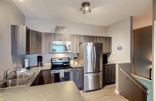 Christina Lake House | Lakeside Home with Peaceful Location, Lovely Views, Private Beach & Dock