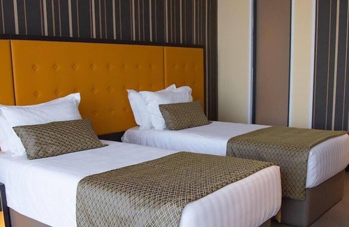 Kosovo Hotel | Lakeside Hotel