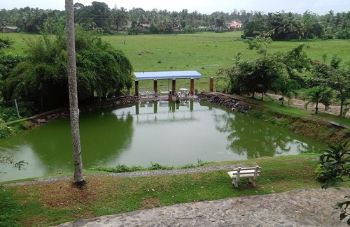 Bandaragama Villa | Lakeside Hybrid Villa